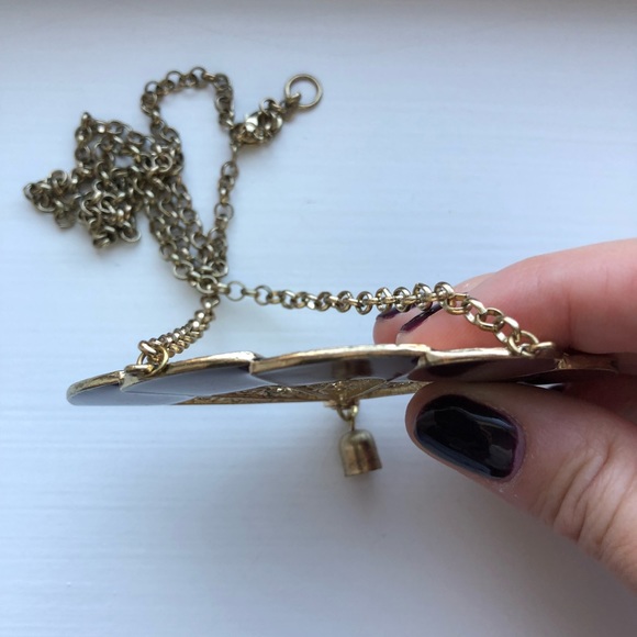 Vintage wine & gold peacock pendant necklace - Picture 5 of 8